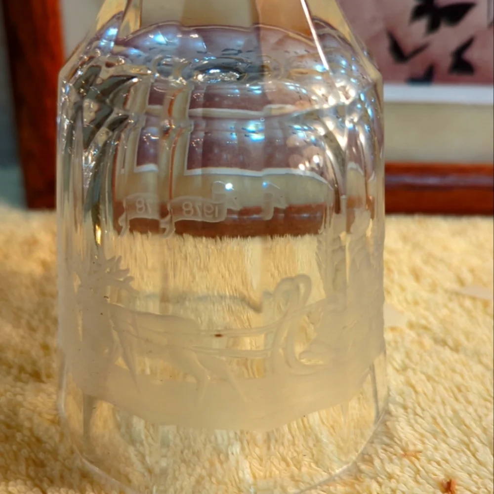 Vintage ✓1978✓ Holiday Full Crystal Candle Snuffer Santa Sleigh Marked 1978